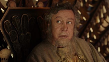 «Под федеральной охраной»: вернувшийся из тюрьмы Михаил Ефремов пересел на премиальный минивэн и обзавелся свитой