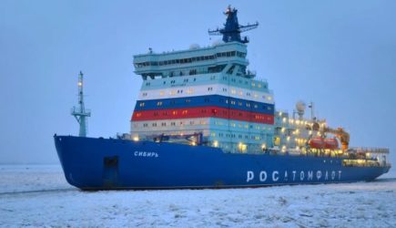 Россия послала атомный ледокол на&nbsp;Балтику: спасти экспорт