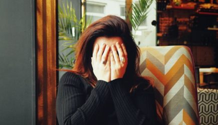 Названы самые частые проблемы с психикой из-за ковида