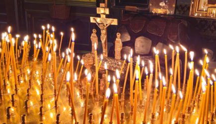 Новый гроб каждый день: панихиды в Большом театре проходят одна за одной