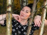 Яна Павлова из &laquo;Вороваек&raquo; в горе: дочь и сын погибли, сорвавшись в овраг на тюбинге