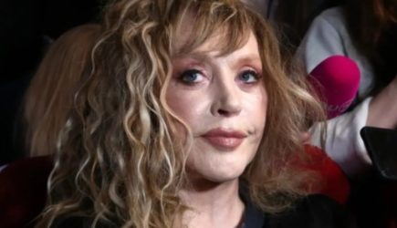 Алла Пугачева рискует потерять права на свой исторический бренд в России