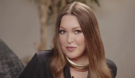 «Невестку такую терпеть не буду»: Ирина Дубцова ополчилась на экс-пассию Лепса, которая вовсю «окучивает» ее сына