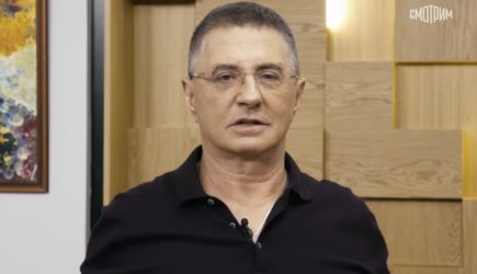 «20 лет меня не слышат»: Мясников раскрыл правду о напитке, который спасает мозг от деменции