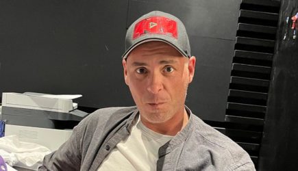 Беглый ведущий Первого канала объявил о запуске шоу в Израиле: подробности