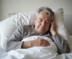 Почему пожилым нельзя спать днём &mdash; врачи объяснили жёстко