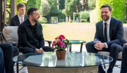 Просто раздавил: Вэнс ездит по&nbsp;Зеленскому бульдозером&nbsp;&mdash; Соскин