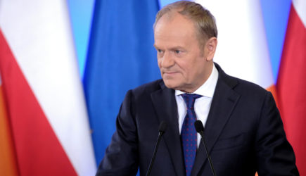 Дмитриев: Туск через два месяца приедет в РФ умолять о поставках энергоресурсов