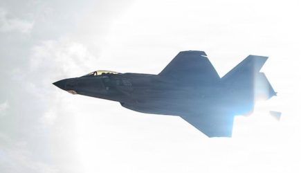 «Смертоносные иглы»: Иран готов сбивать самолеты США в режиме тишины