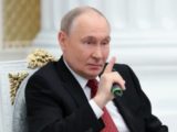 Трамп и Путин провели полуторачасовые переговоры о мире и Украине