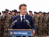 Эммануэль Макрон сорвался на крик из-за неуважения на саммите в Африку