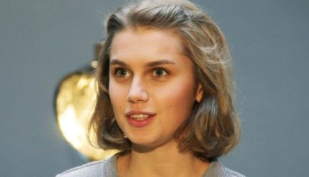 Актриса Дарья Мельникова показала подросшую дочь от Романа Набатова