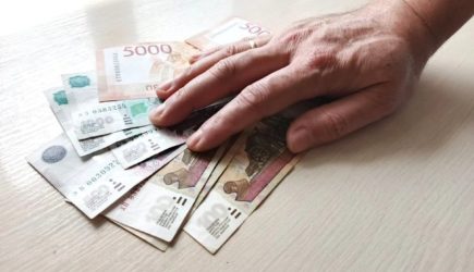Пенсионеры ликуют: &laquo;советский&raquo; стаж может принести до 2500 рублей в месяц!