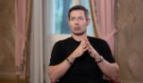 «Меня ломали физически»: вскрылись жуткие подробности жизни в рехабе семьи Стаса Пьехи