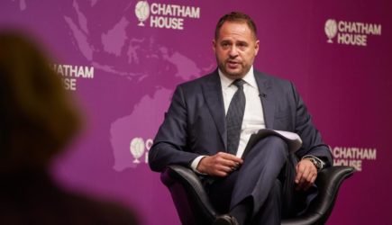Что стряслось на Украине из-за ареста Ермака