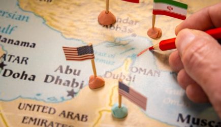 Политолог ответил, достигнут ли США и Иран сделки по Ормузскому проливу