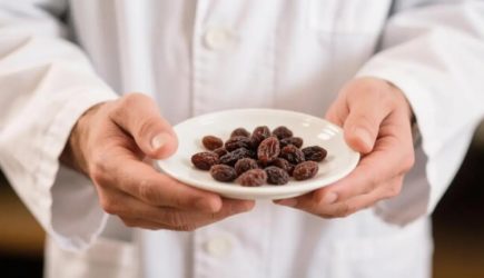 Изюм нужно есть регулярно: Серьёзный совет врача