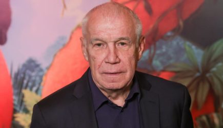 Известному российскому актеру запретили алкоголь