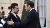 Подарок Макрона Зеленскому спровоцировал скандал во Франции: «Какой позор»