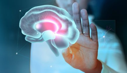 «Мозг покрывается ржавчиной»: доктор Абакумов напугал Сеть горькой правдой о старческом слабоумии