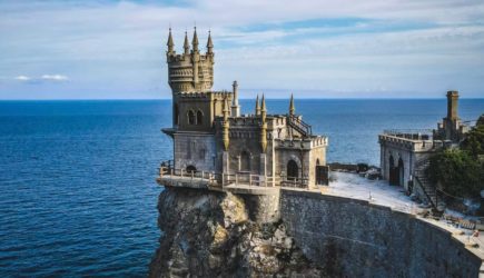 «Больной!» Депутат Рады устроил Зеленскому взбучку за планы по Крыму