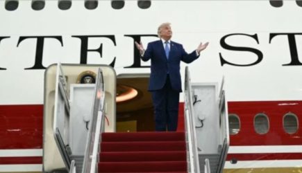 Трамп в&nbsp;ярости: Белый дом хочет знать, кто слил информацию про проблемы с&nbsp;бортом №&thinsp;1