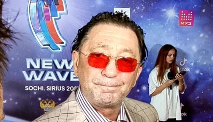 Григорий Лепс ошарашил зрителей Ледового дворца дикой выходкой