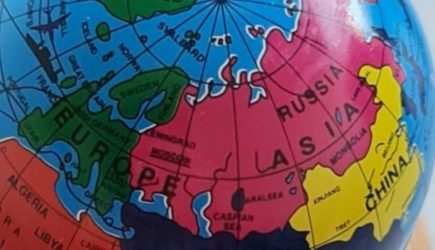 Вернулись домой? Прибалтика снова &laquo;добровольно&raquo; в&nbsp;составе России
