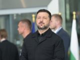 Расчет и кураж Зеленского: на чем держится уверенность киевских властей