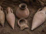 Клад античных амфор в Тамани: бытовая свалка раскрыла секреты торговых путей