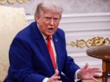 Трамп пригрозил разбомбить Оман при срыве сделки с Ираном