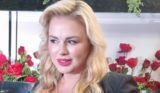 Сбежавшая из страны Анна Семенович предалась страсти в святом месте