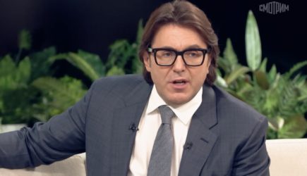 Небритый и растрепанный Андрей Малахов шокировал россиян новым видом