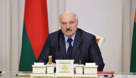 &laquo;Мира и&nbsp;счастья&raquo;: Лукашенко обратился к&nbsp;народу Украины