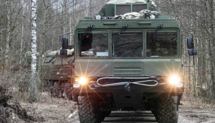 &laquo;Чтобы не просто пугать&raquo;. В России предложили на деле показать, на что способен &laquo;Орешник&raquo;