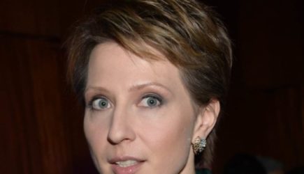Яна Чурикова рассказала о первых симптомах пременопаузы