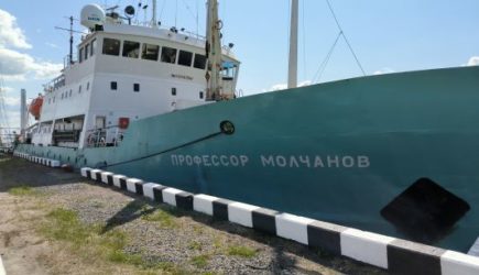 Губернатор Шпицбергена позаботится об&nbsp;арестованном судне из&nbsp;России: началось биеннале