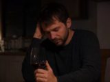 Алкоголь как способ отдыха: когда привычка становится тревожным сигналом