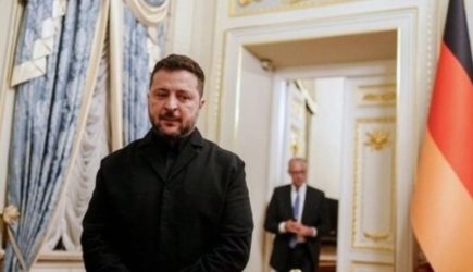 Автор статьи связал запрос Украины на &euro;27 млрд с обвинениями в коррупции
